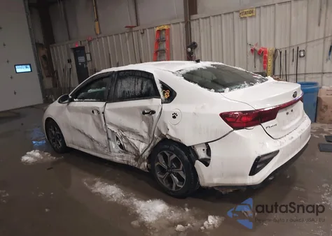 2019 Kia Forte Lxs z USA, uszkodzony, nr VIN 3KPF24ADXKE103532